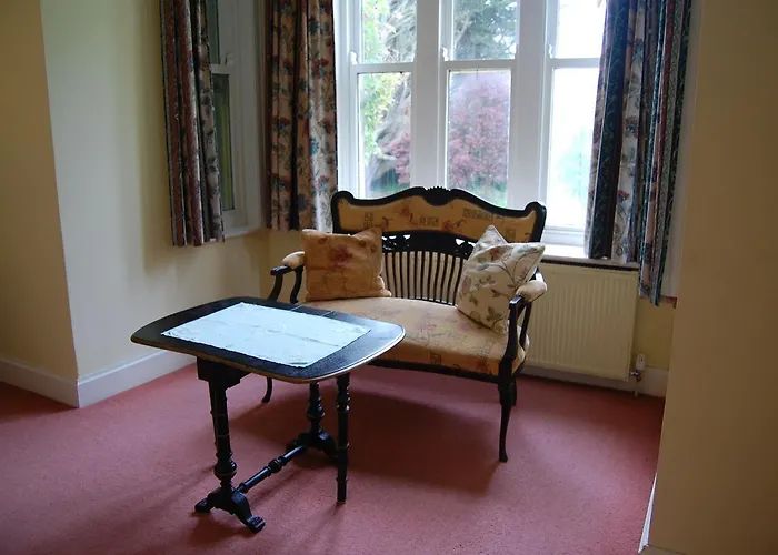 Ardtarmon House לינה וארוחת בוקר