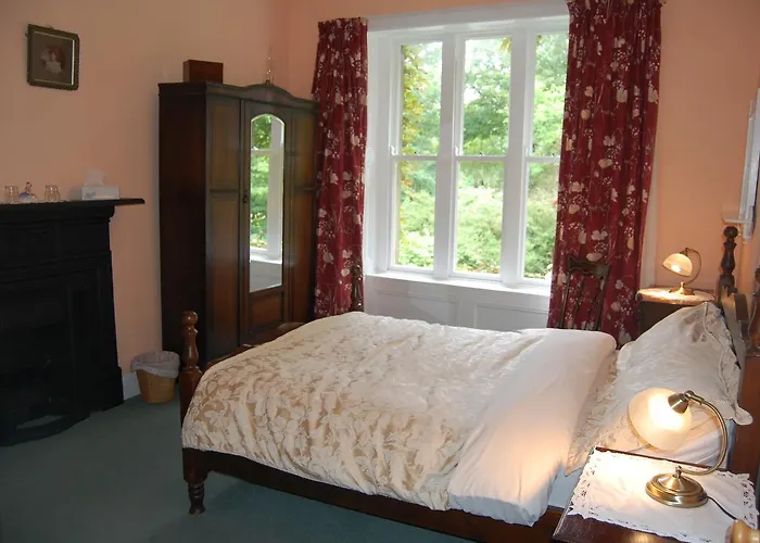 לינה וארוחת בוקר Ardtarmon House סליגו